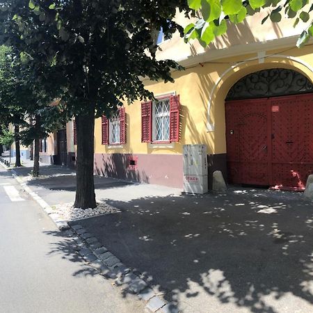 Studio Summer Apartment Sibiu Exterior photo